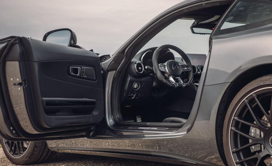 Интерьер Mercedes-AMG GT (C190) 2019 года  (NA) (фото 46 из 46)